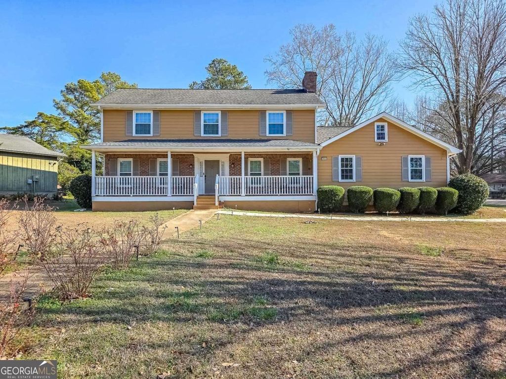 Photo of 3944 Thornhill Drive SW, Lilburn, GA 30047 (MLS # 10666749)