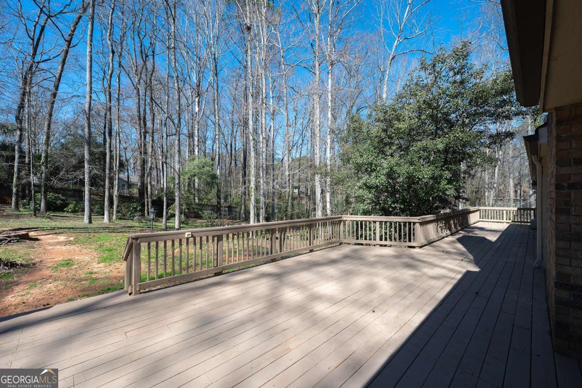 Athens, Georgia 30605, United States, 4 Bedrooms Bedrooms, ,4 BathroomsBathrooms,Residential,Pending,2300