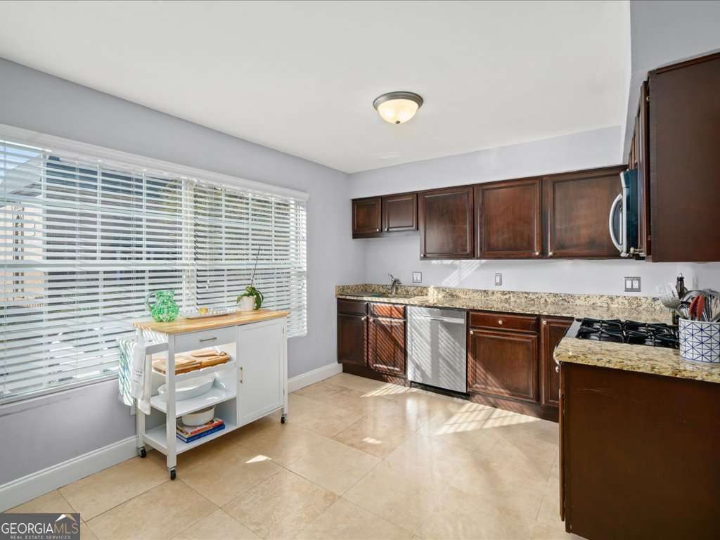 Photo of 6980 Roswell Road #M1, Atlanta, GA 30328 (MLS # 10630320)
