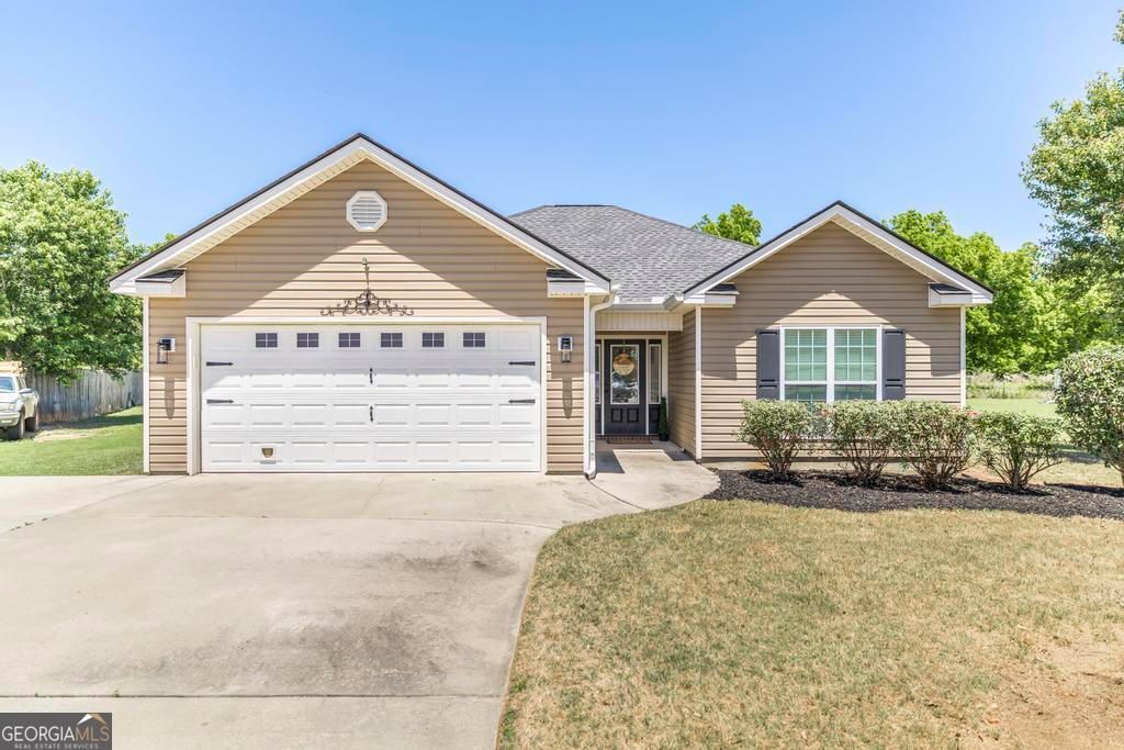 Photo of 218 Ellington Court, Perry, GA 31069 (MLS # 10764881)