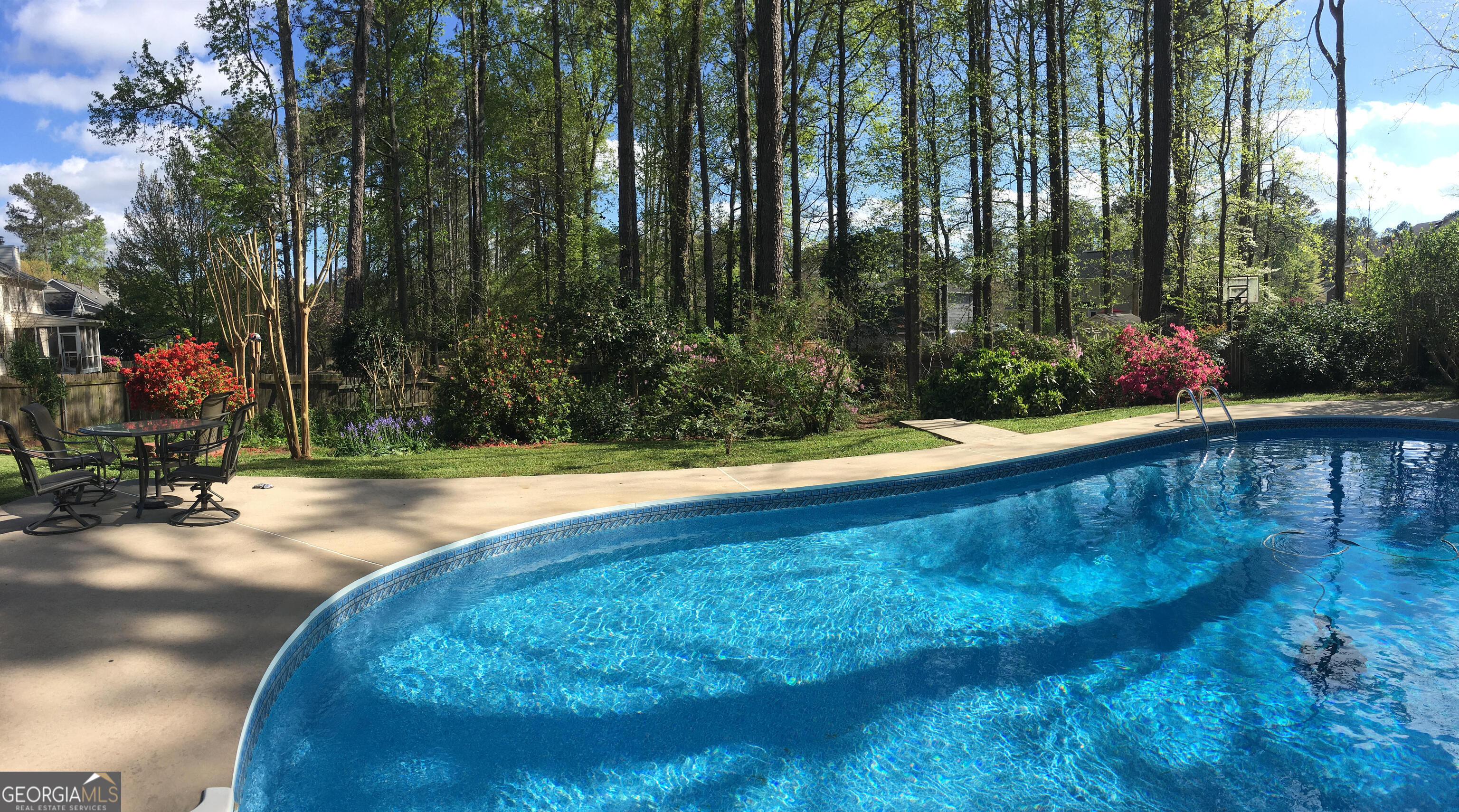 233 Creekstone BND