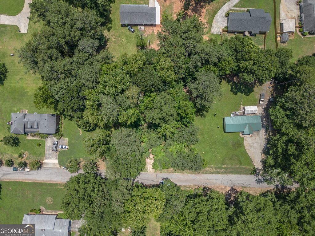 Photo of 10161 N Dinah Circle, Covington, GA 30014 (MLS # 10663561)