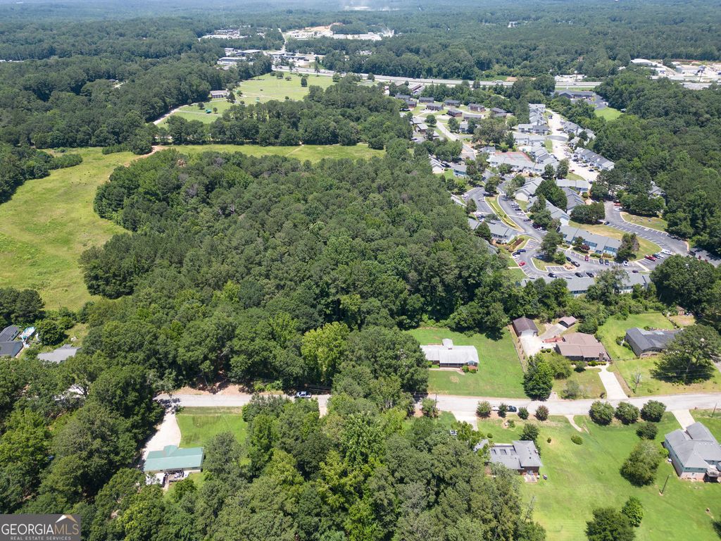 Photo of 10161 N Dinah Circle, Covington, GA 30014 (MLS # 10663561)