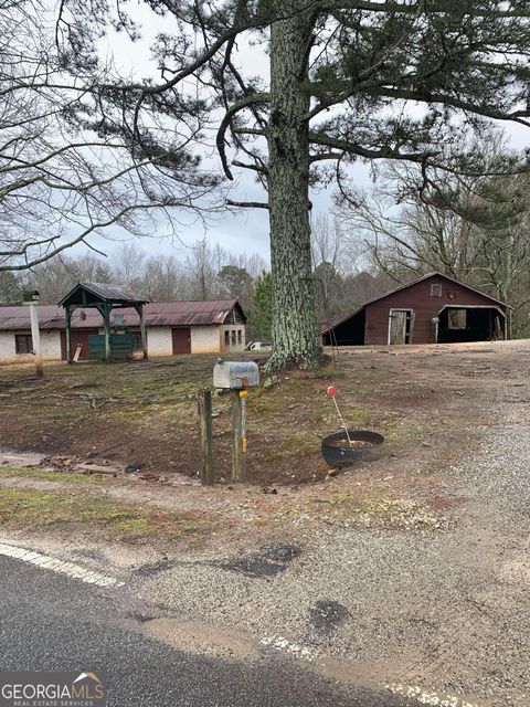 A home in Murrayville