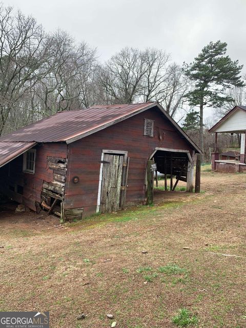 A home in Murrayville