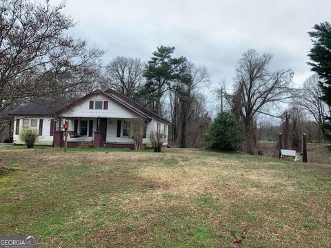 A home in Murrayville