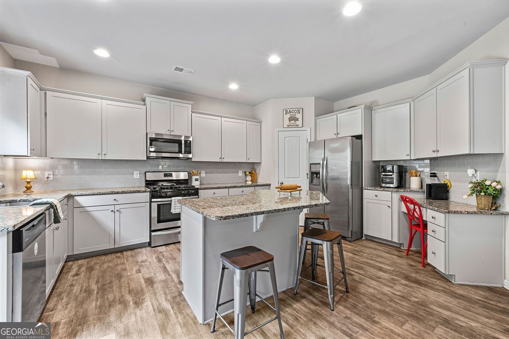 147 Prominence CT