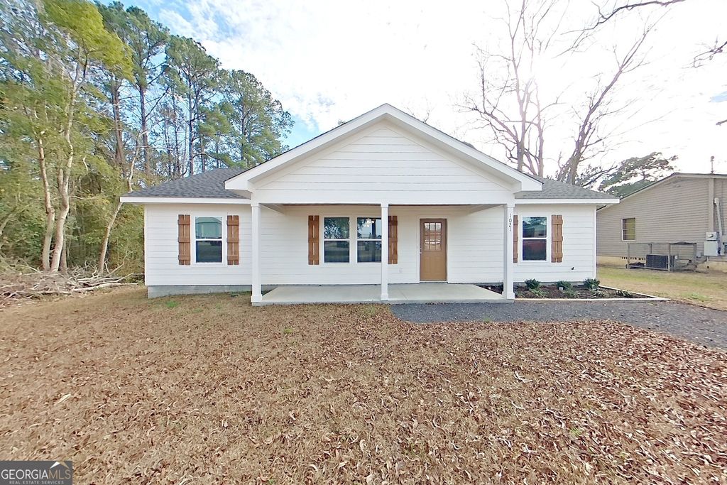 Photo of 1021 11th Avenue NW, Moultrie, GA 31768 (MLS # 10682425)