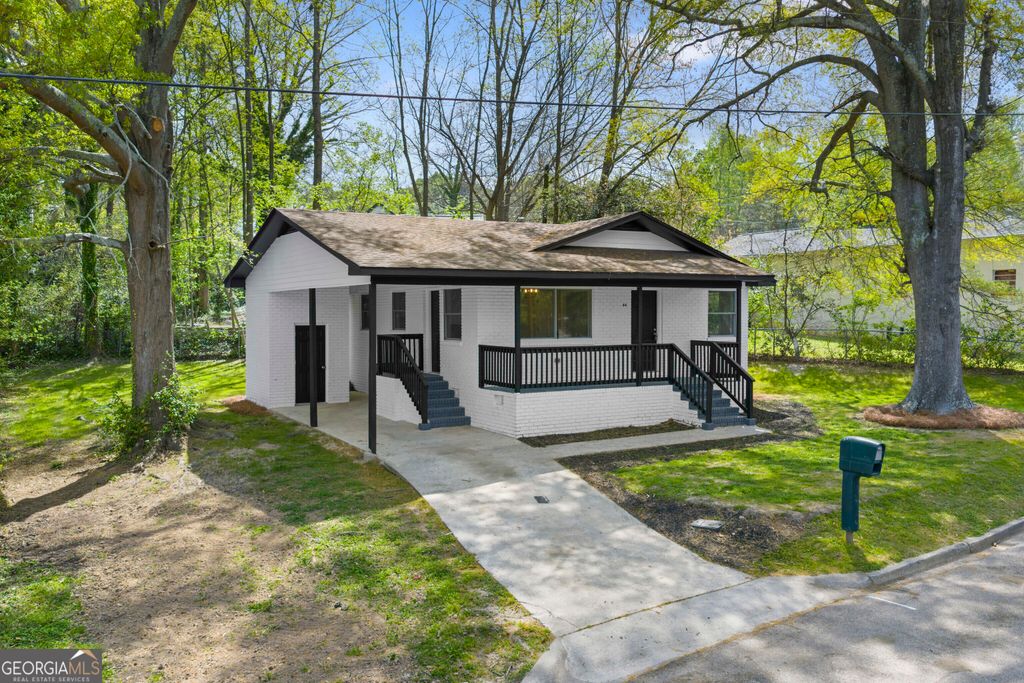 Photo of 44 Bell Street, Toccoa, GA 30577 (MLS # 10725108)