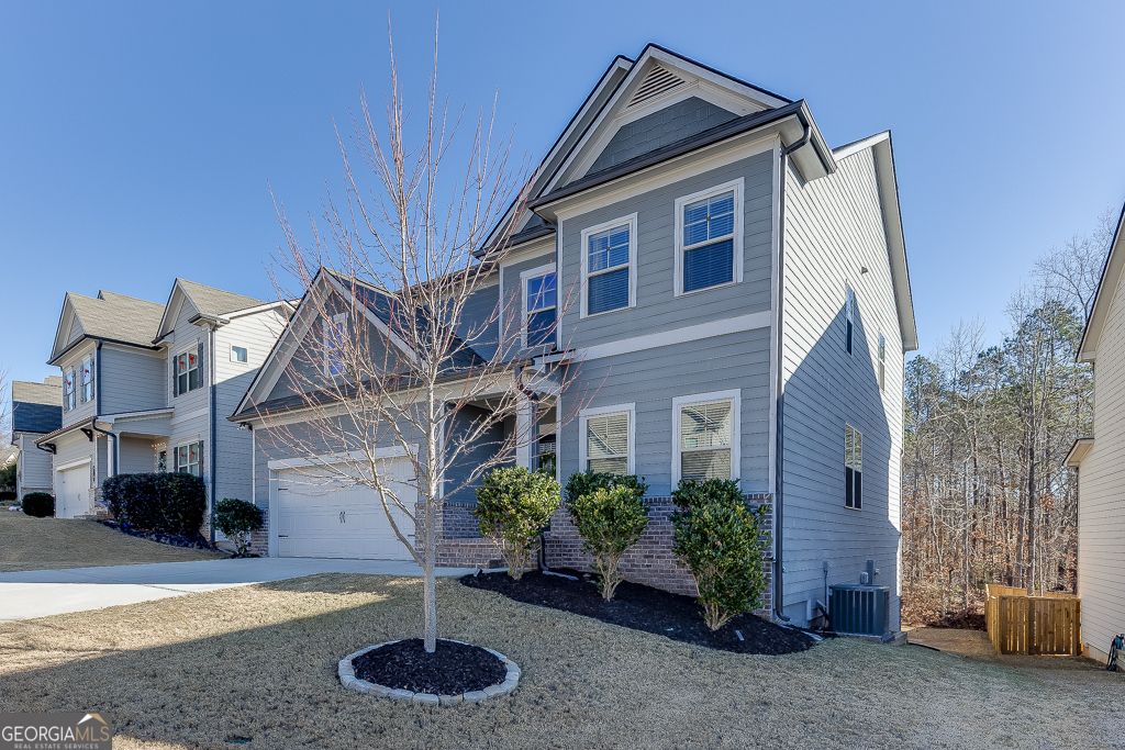Photo of 7700 Silk Tree Pointe, Braselton, GA 30517 (MLS # 10663546)