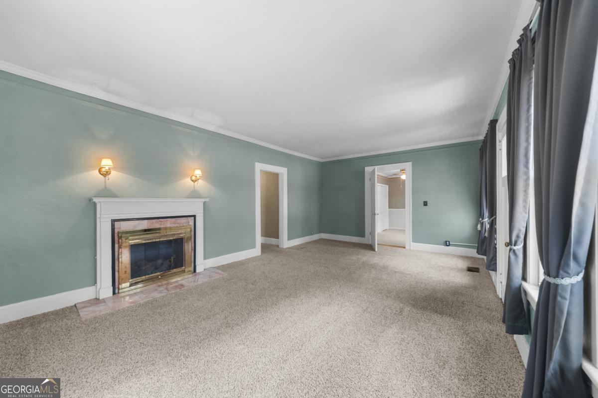 503 N Main ST