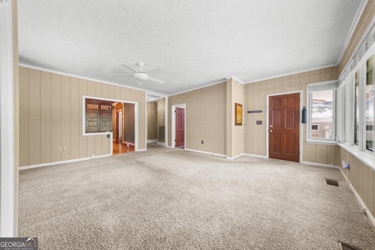 503 N Main ST