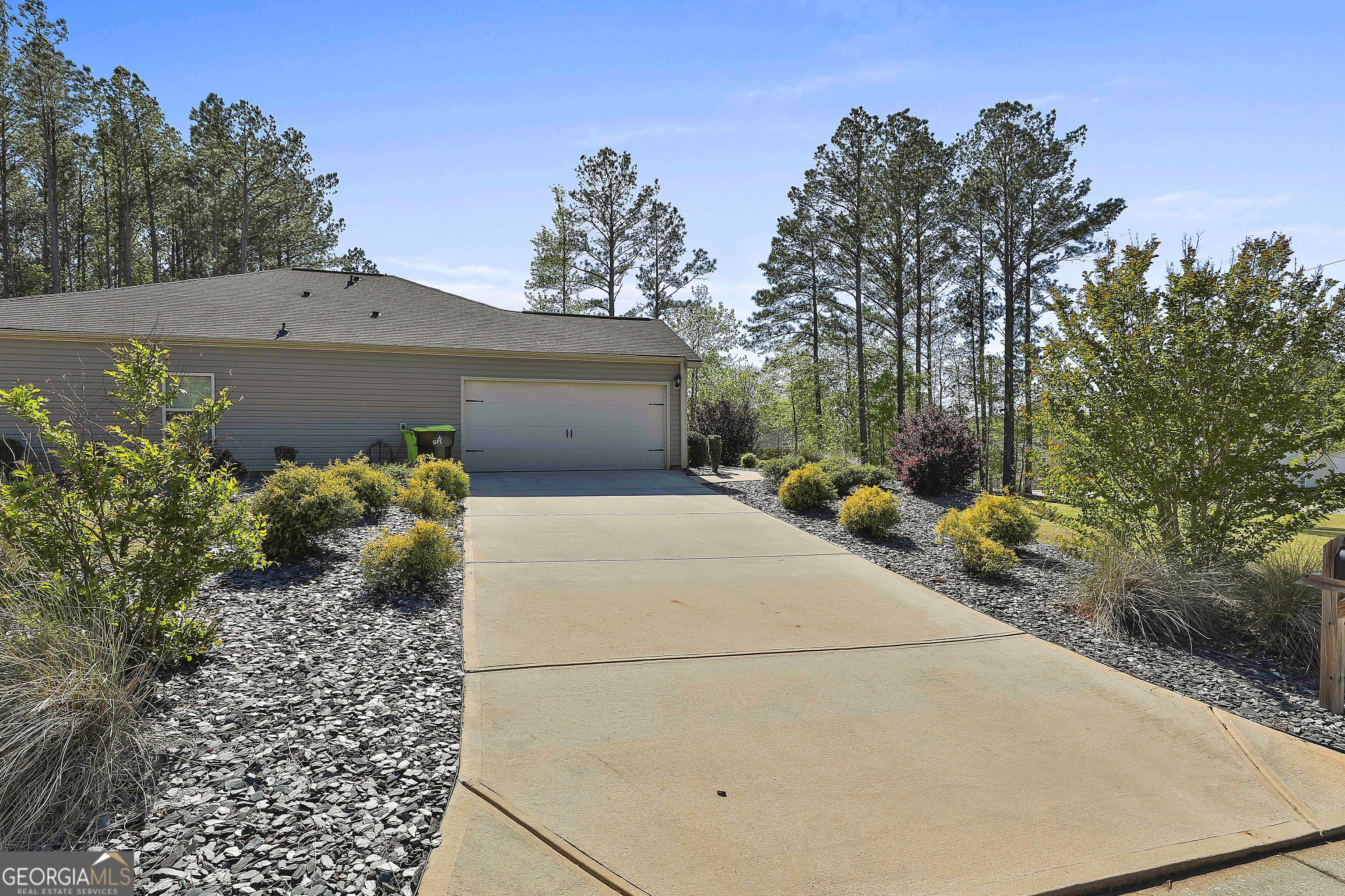 130 S Meadows Ridge DR