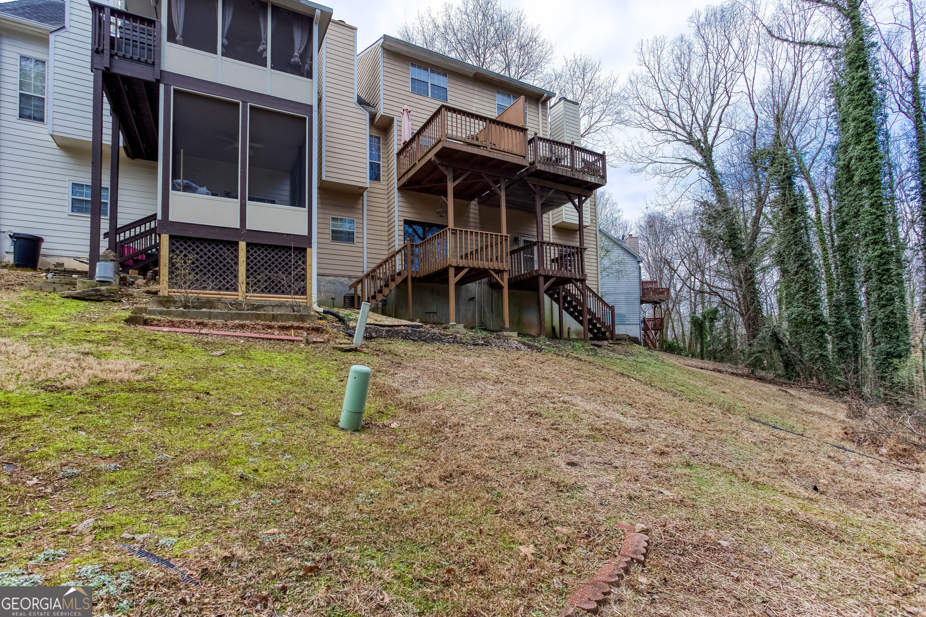 Barnes Mill Lake - Residential