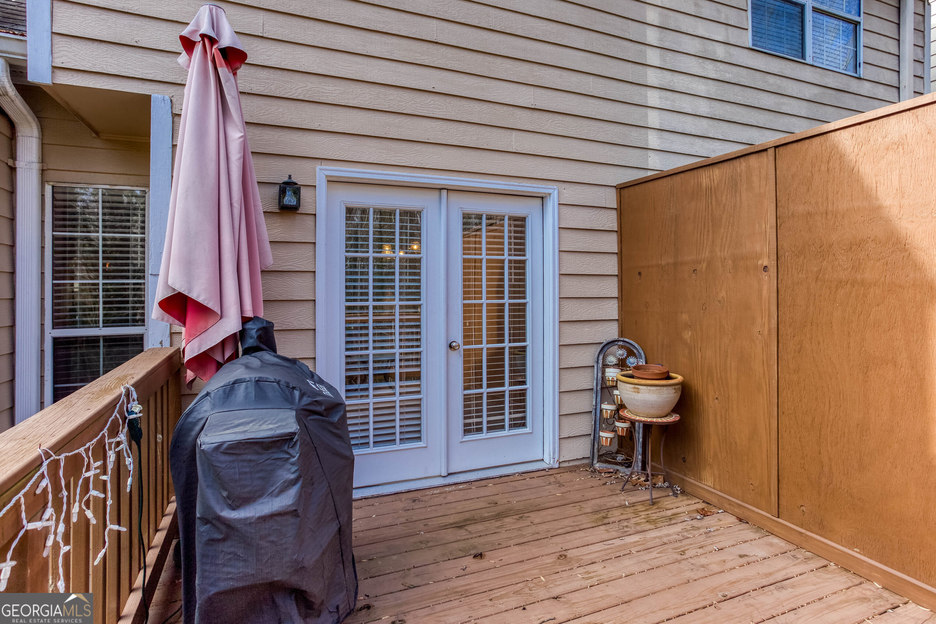 Barnes Mill Lake - Residential