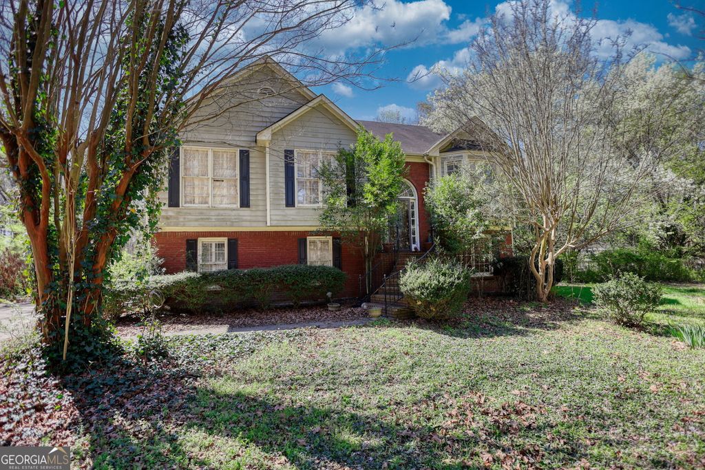 Photo of 3588 Old Hamilton Mill Rd, Buford, GA 30519 (MLS # 10711217)