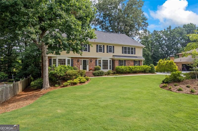 1416 Vernon Ridge Close