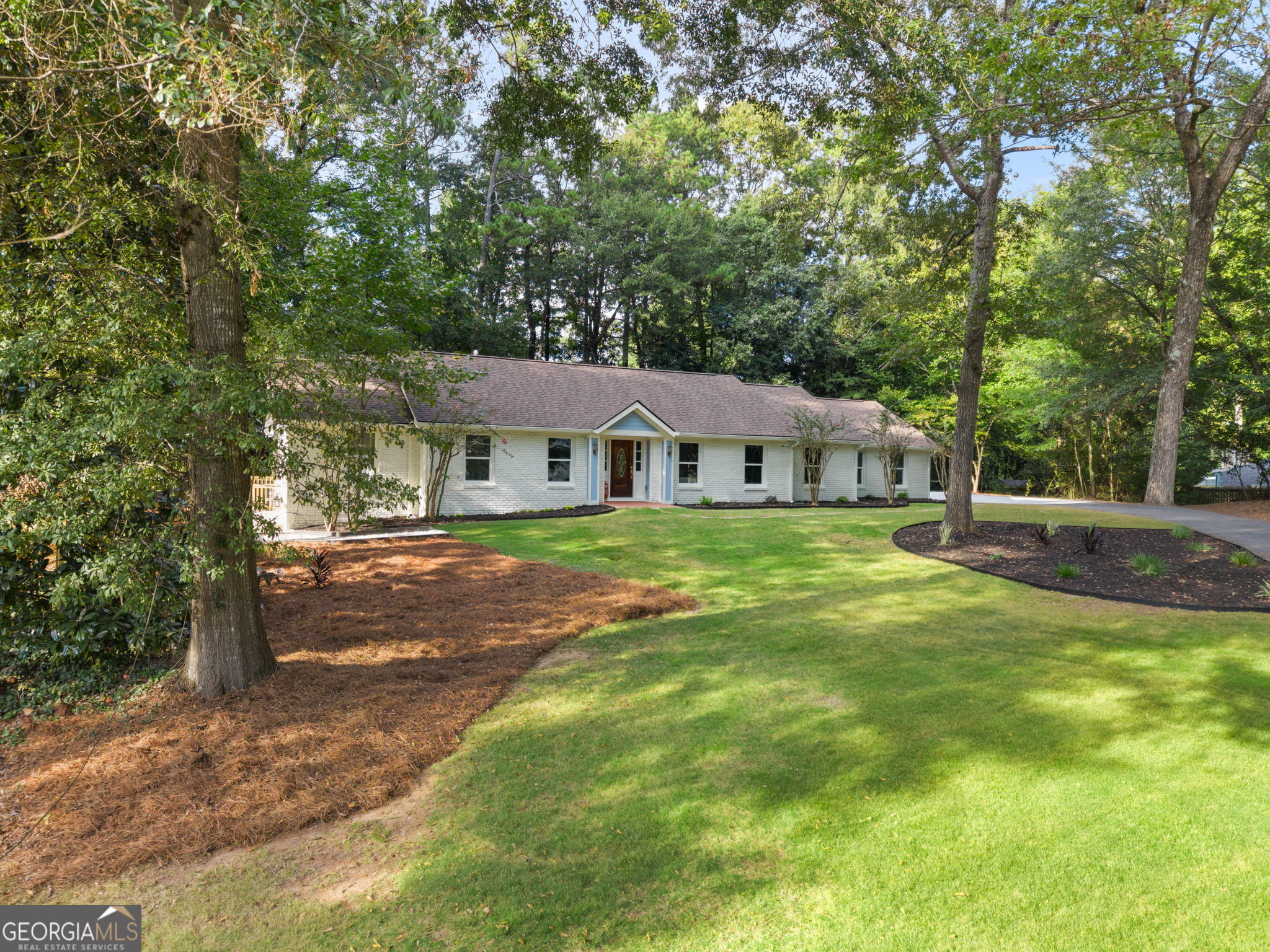 860 Landmark DR