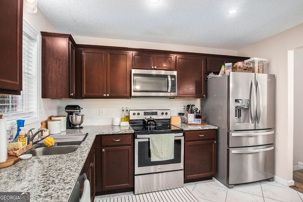 Photo of 5116 Nobhill Court, Lula, GA 30554 (MLS # 10631212)