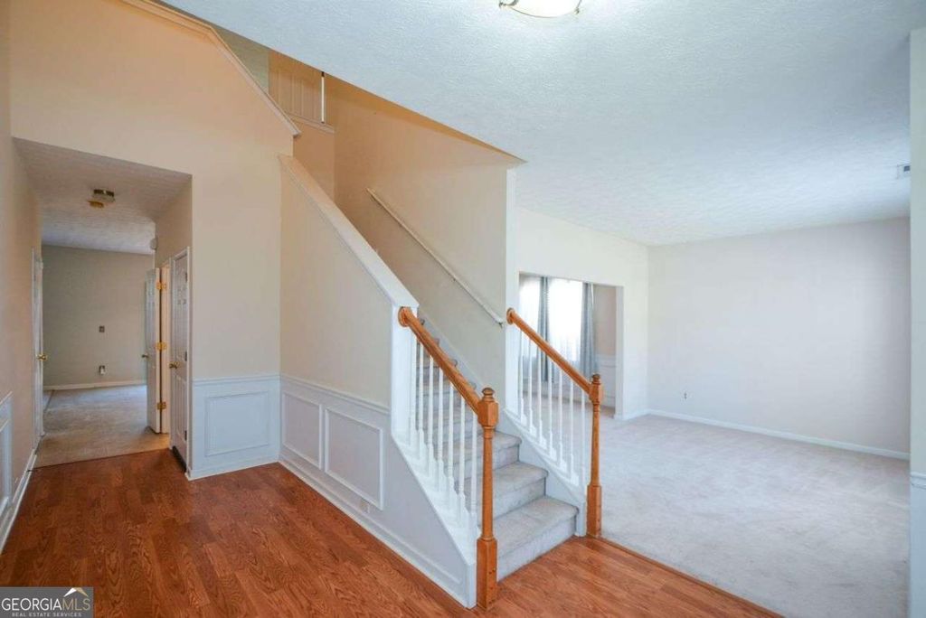 Photo of 6032 Riveroak Terrace, Atlanta, GA 30349 (MLS # 10681105)