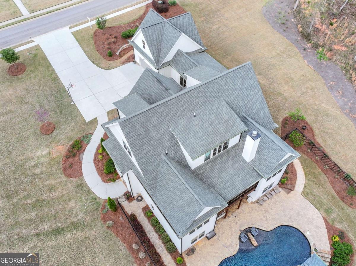 6061 Bluewater BLVD