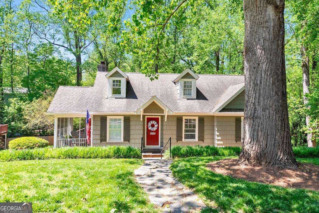 112 Kathryn AVE