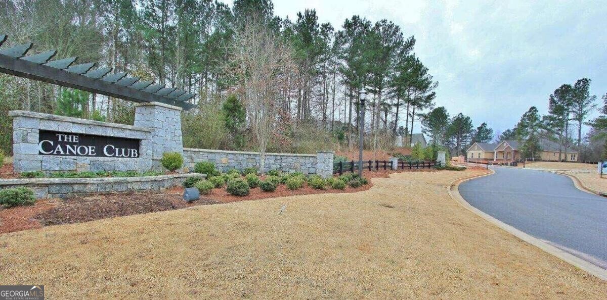 Fayetteville, Georgia 30215, United States, 5 Bedrooms Bedrooms, ,4 BathroomsBathrooms,Residential,Active,78187