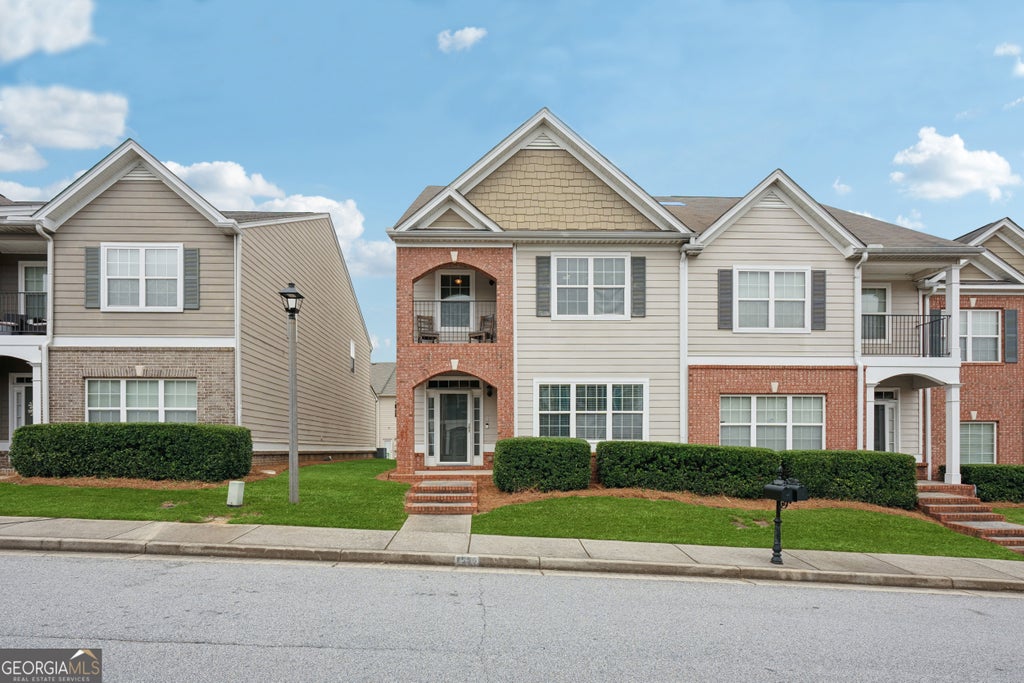 Photo of 7556 Rutgers Circle, Fairburn, GA 30213 (MLS # 10785708)