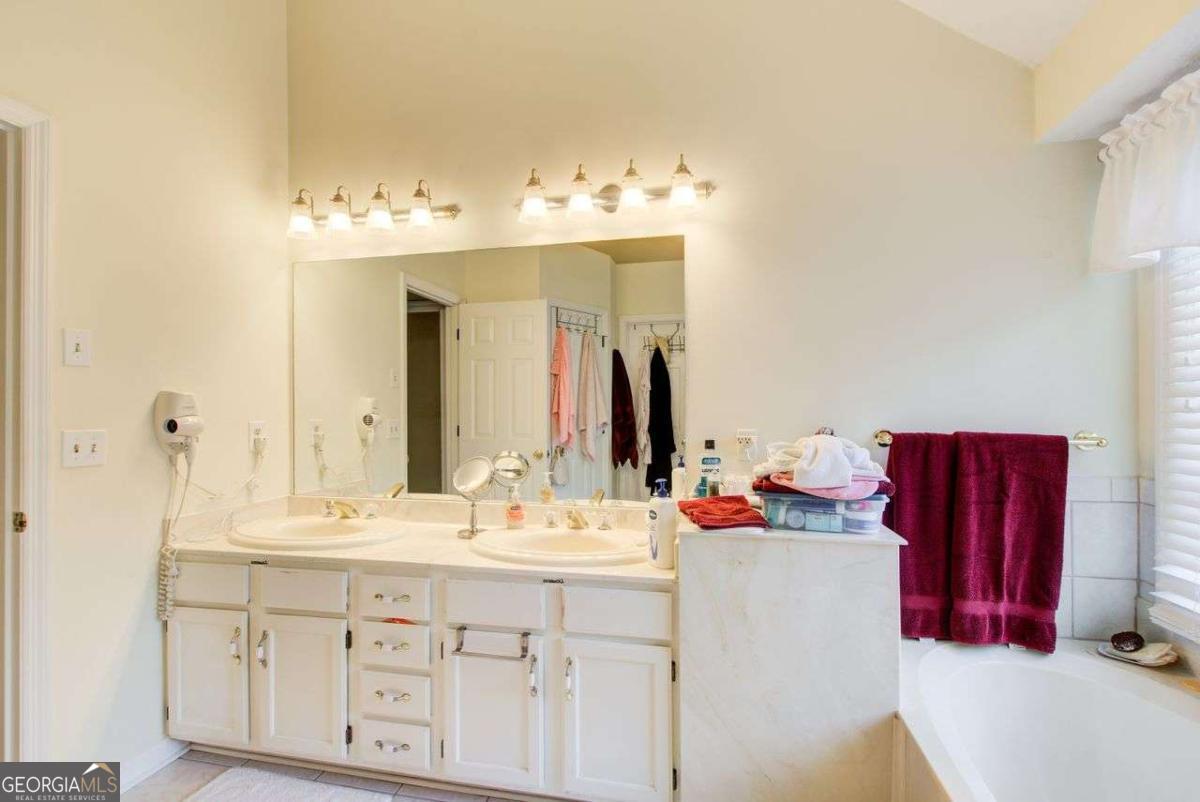 Lees Crossing - Residential