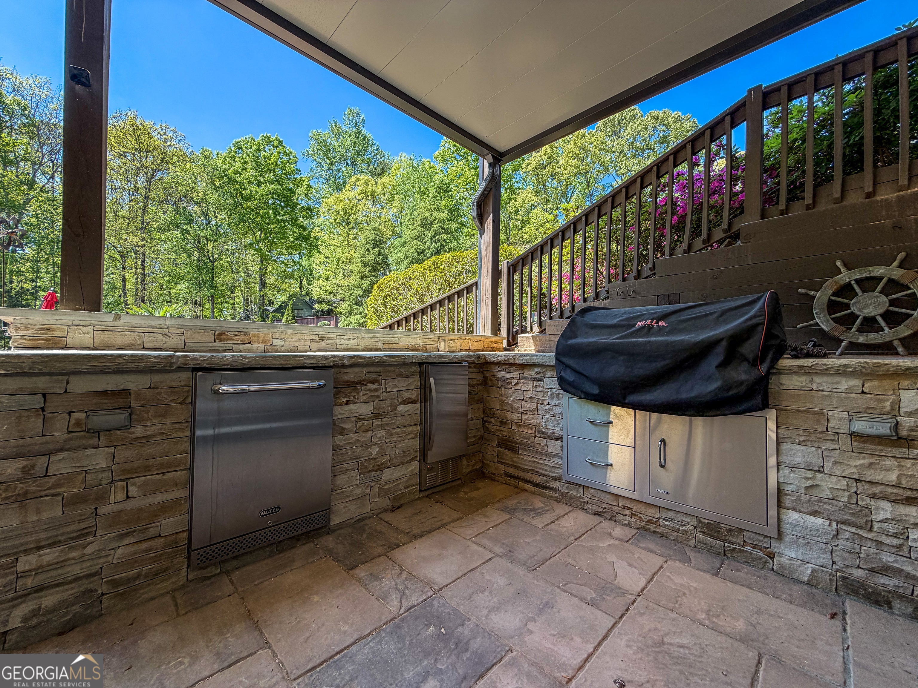 310 Flatstone Way, Marietta, GA, 30064, USA, 6 Bedrooms Bedrooms, ,6 BathroomsBathrooms,Residential,Active,310 Flatstone Way,10718274