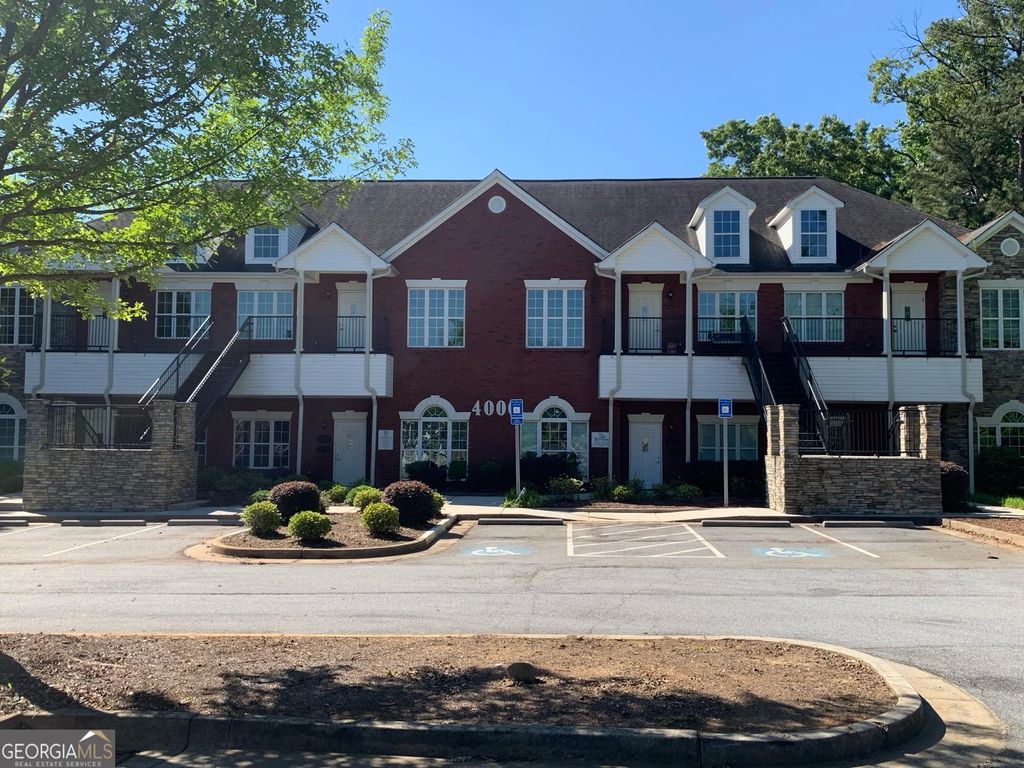 Photo of 530 Highland Station Drive #4002, Suwanee, GA 30024 (MLS # 10758952)