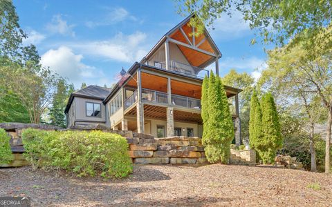 A home in Toccoa