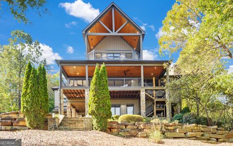 A home in Toccoa