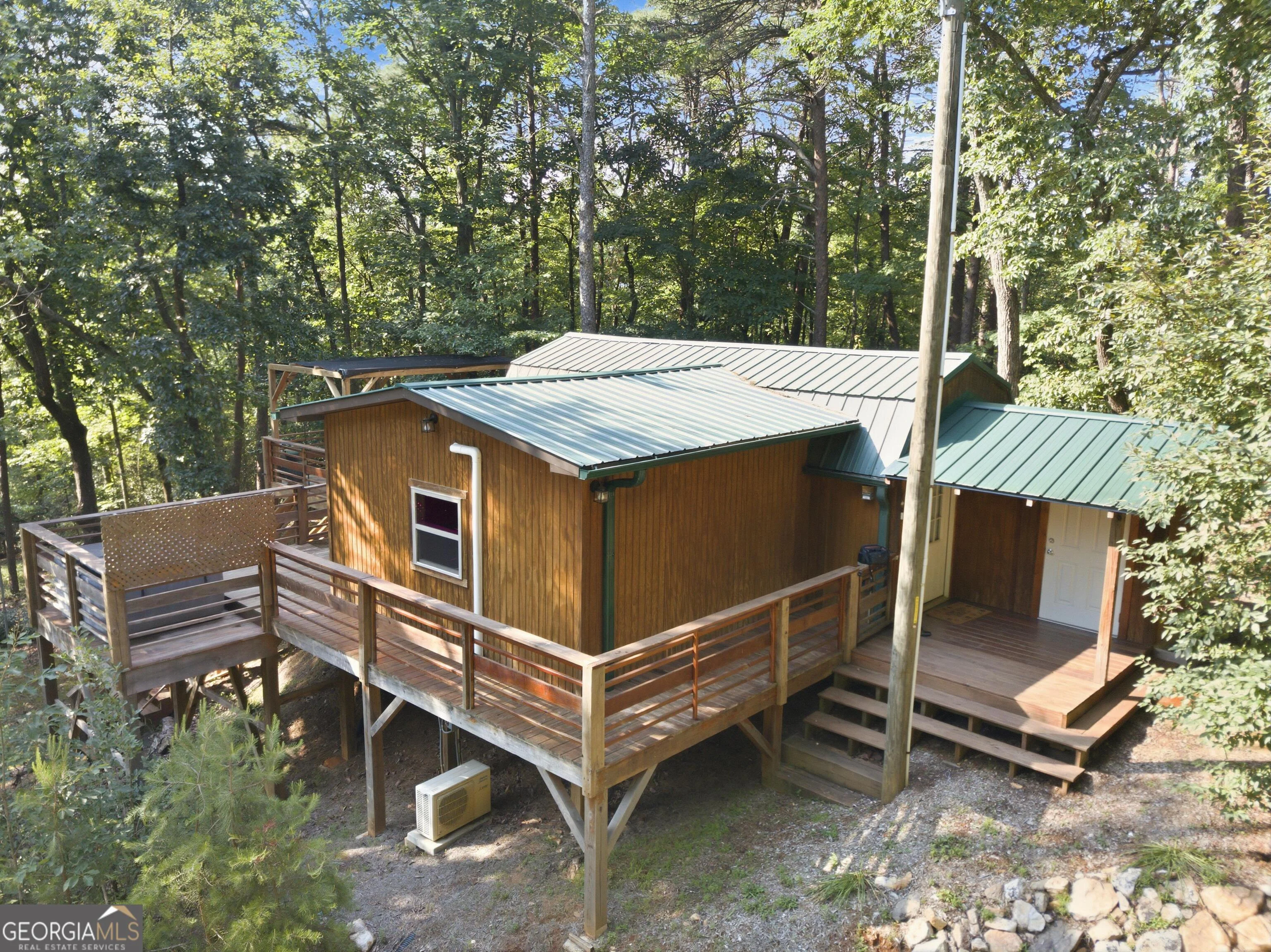 225 Overlook Circle