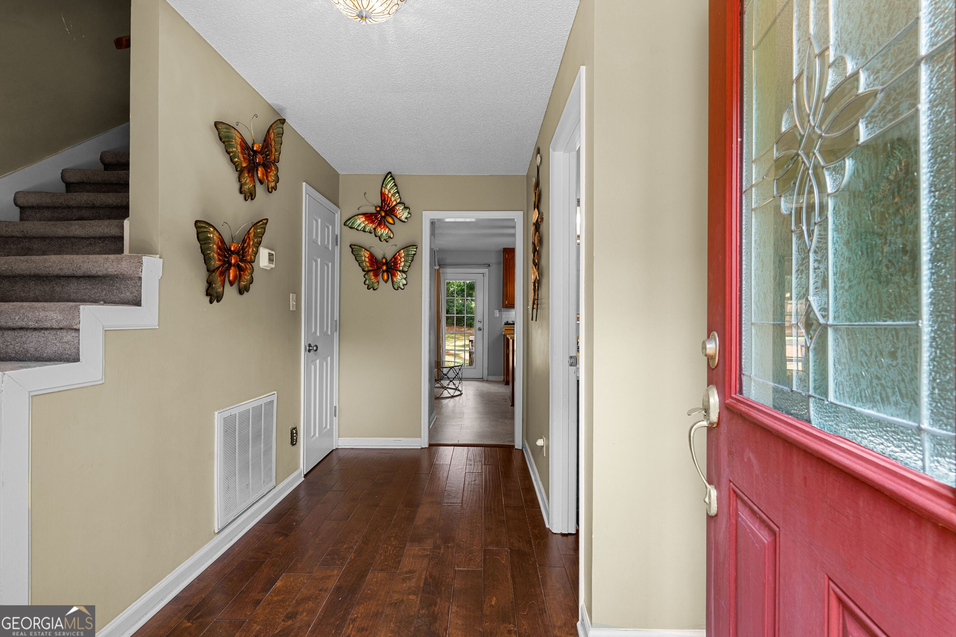 105 Fernwood DR