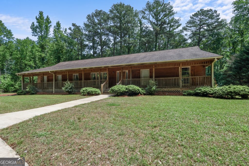 Photo of 7505 Hall Road, Fairburn, GA 30213 (MLS # 10762341)