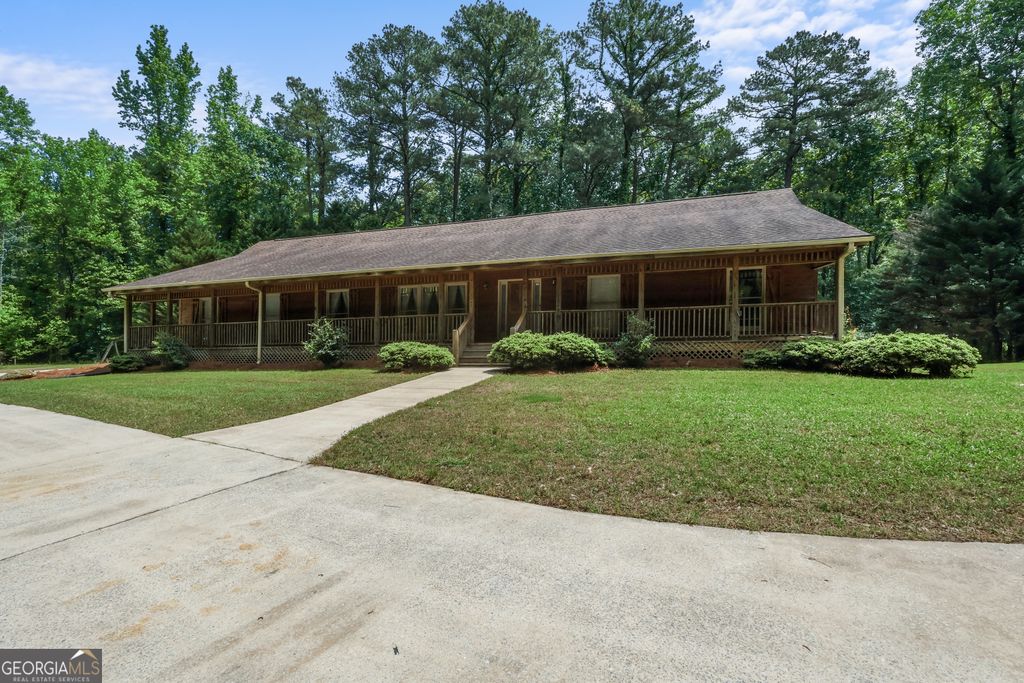 Photo of 7505 Hall Road, Fairburn, GA 30213 (MLS # 10762341)