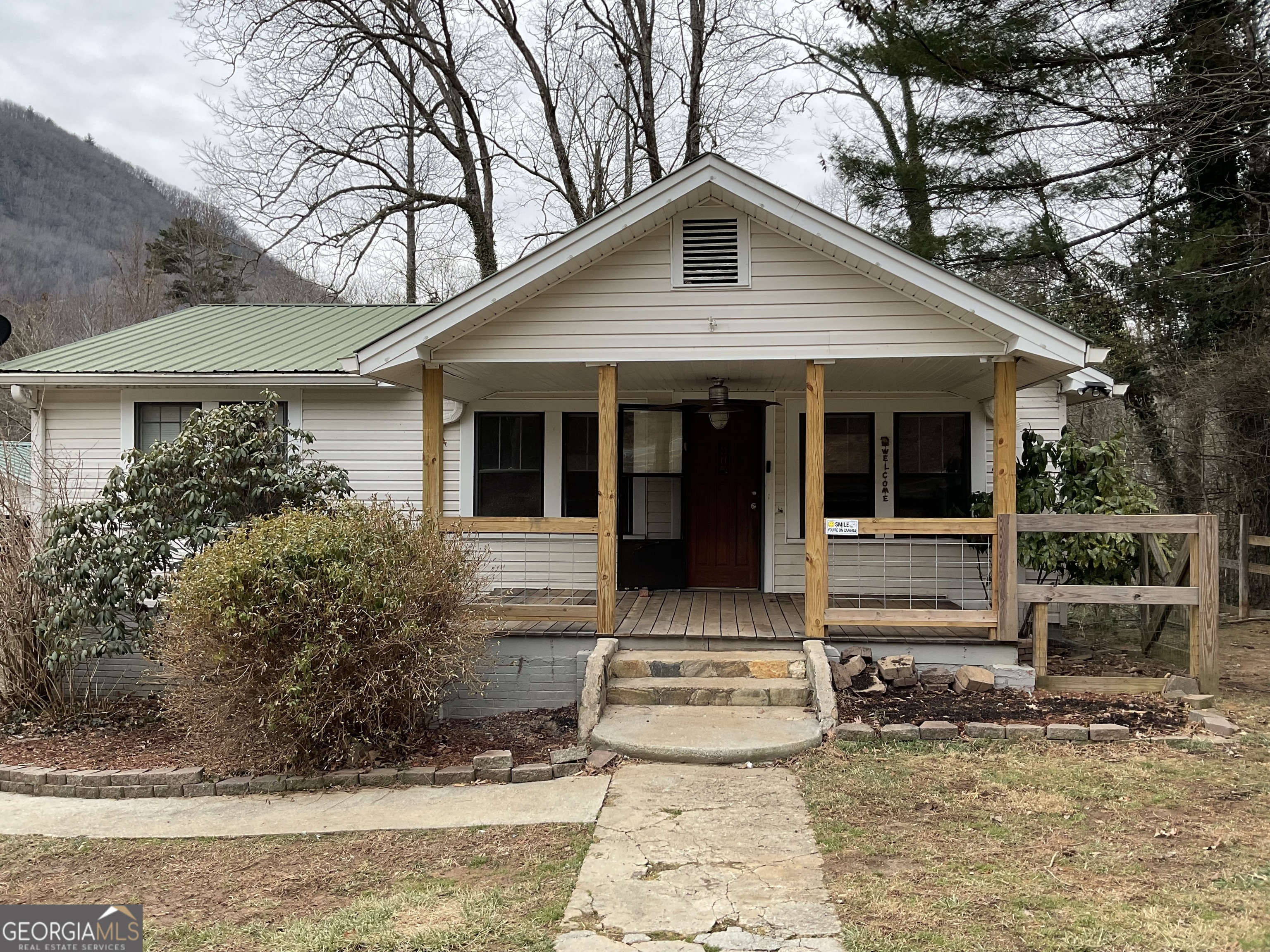 7219 Highway 76 W