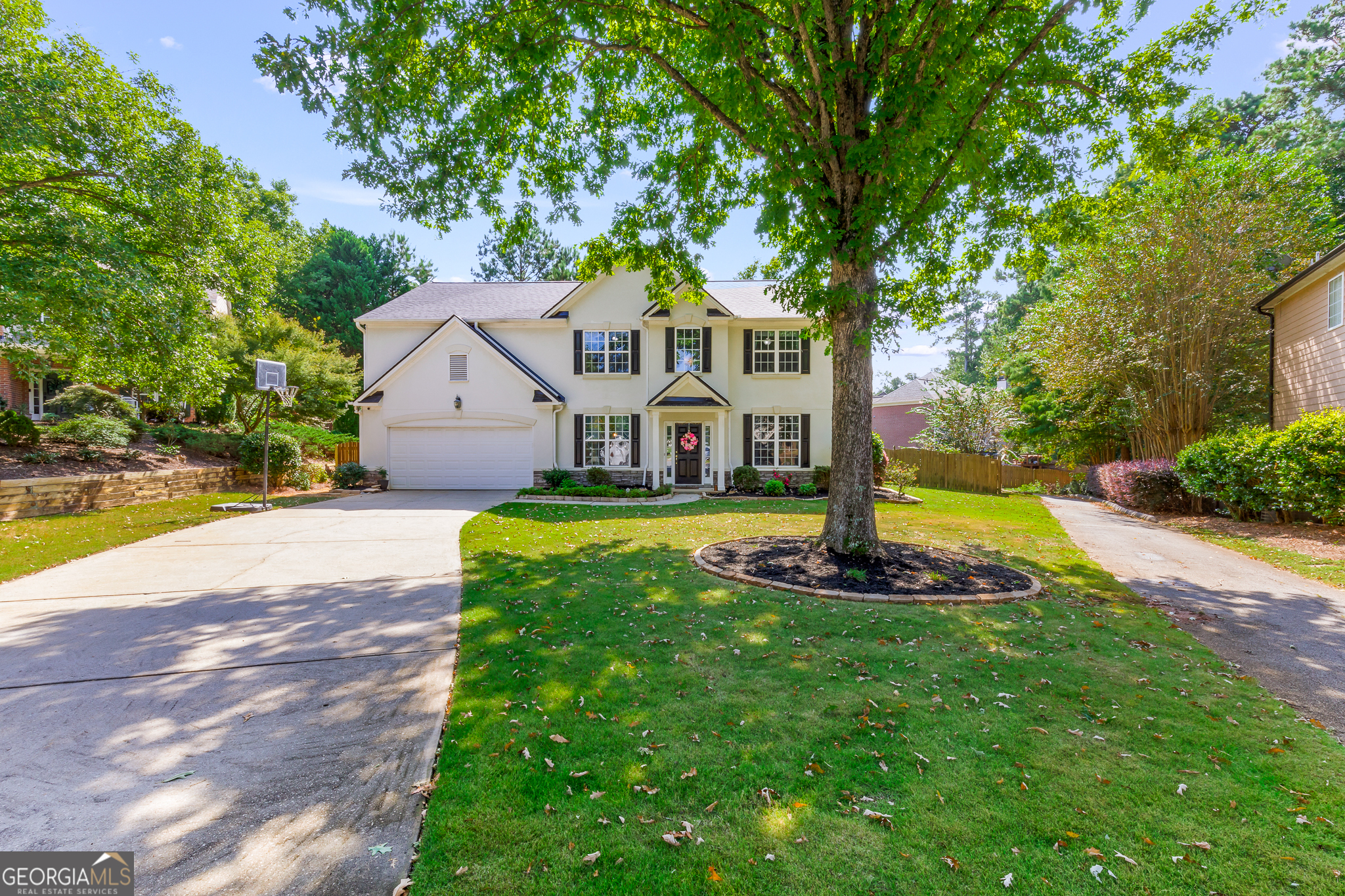 418 Holly Brook LN