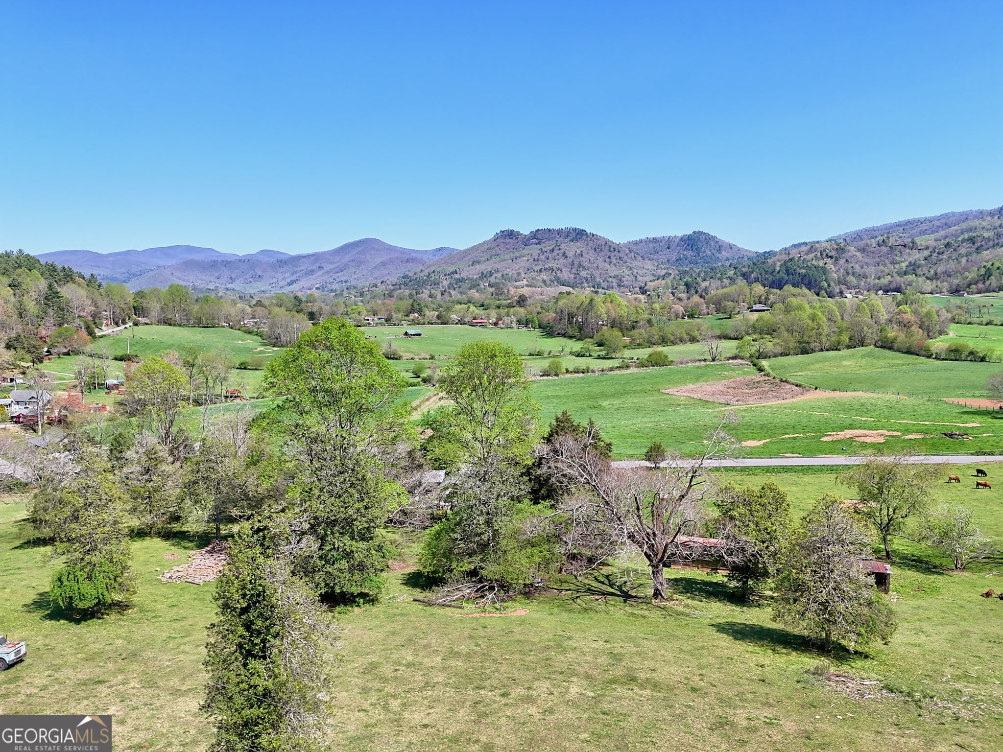 22 Valley View LN
