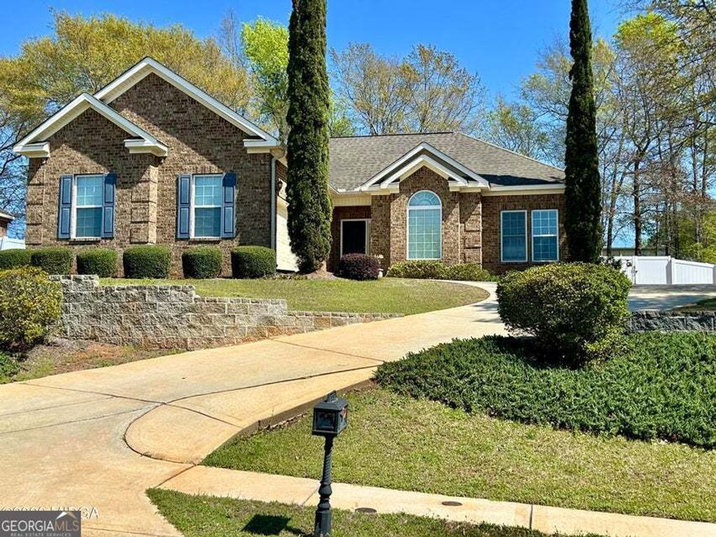 Photo of 220 Timber Ridge Boulevard, Byron, GA 31008 (MLS # 10716138)