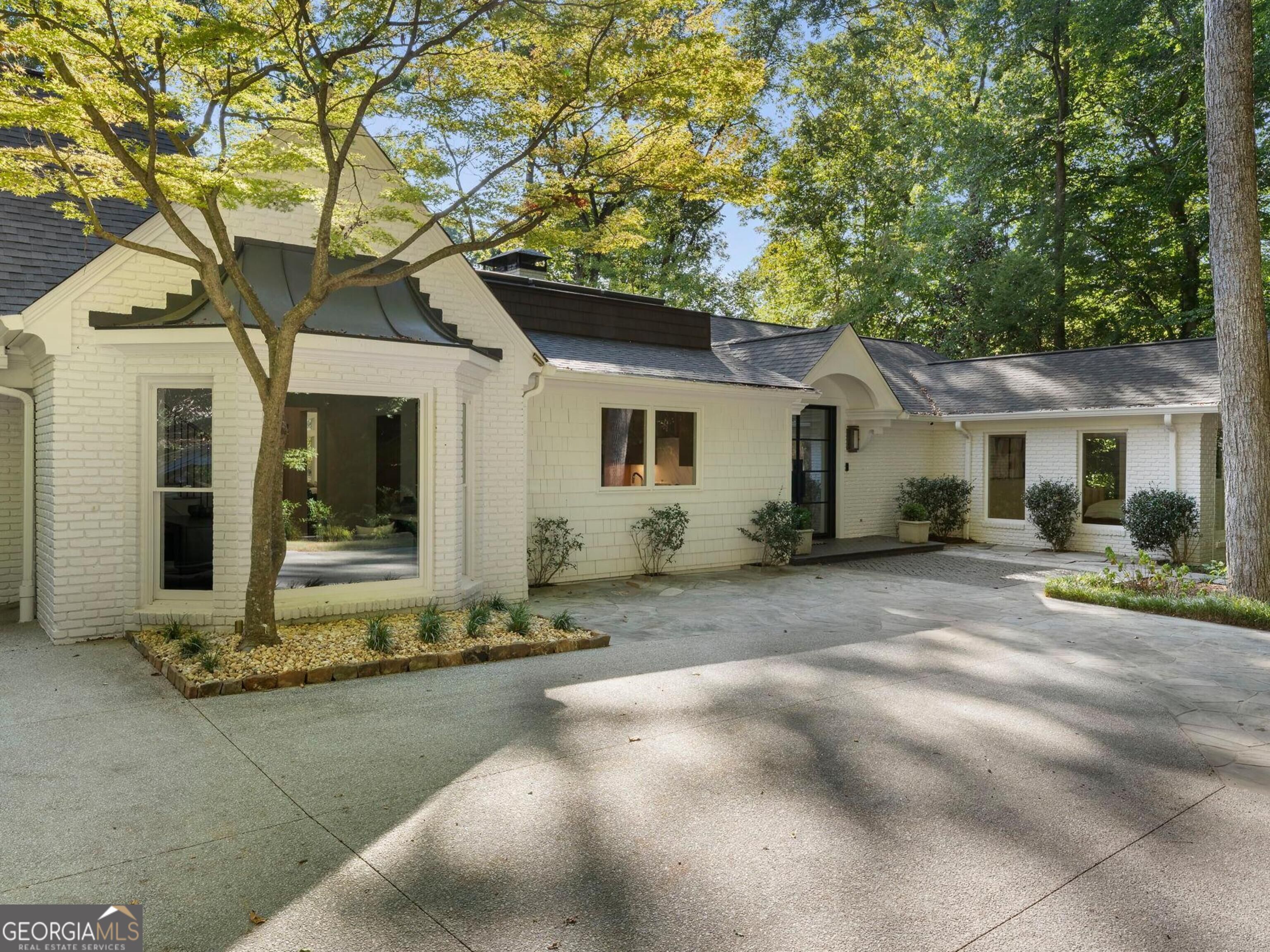 366 Blackland RD NW