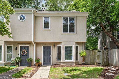 Photo of 1002 Defoors Landing NW, Atlanta, GA 30318 (MLS # 10605504)