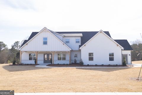 184 Grove Park 11 Senoia GA 30276