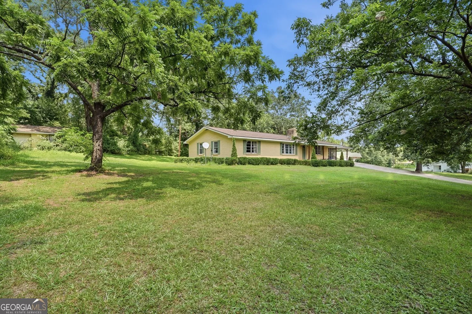 264 School Street, Gillsville, GA, 30543