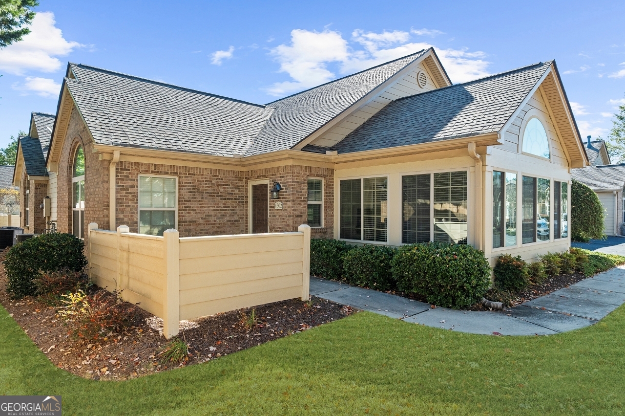 1502 Silver Summit DR SE