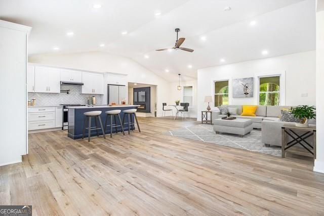 3185 Hammarskjold DR