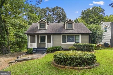Photo of 272 Hilltop Drive SW, Atlanta, GA 30315 (MLS # 10605965) Photo of 272 Hilltop Drive SW, Atlanta, GA 30315 (MLS # 10605965)