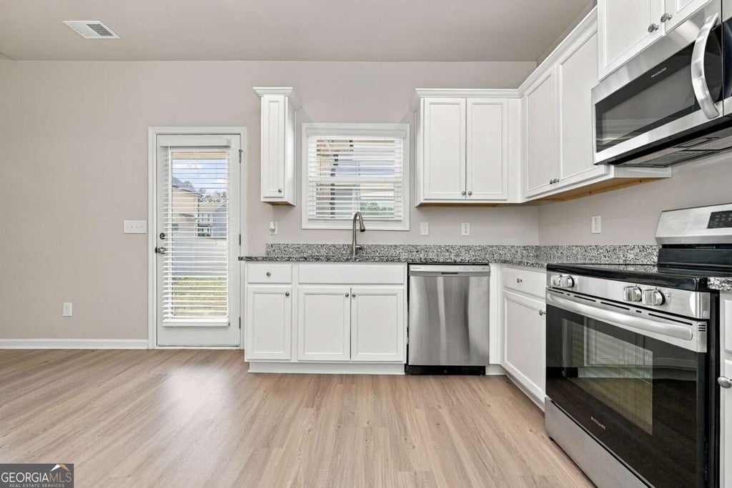 Photo of 130 Culver Street, Jackson, GA 30233 (MLS # 10849962)