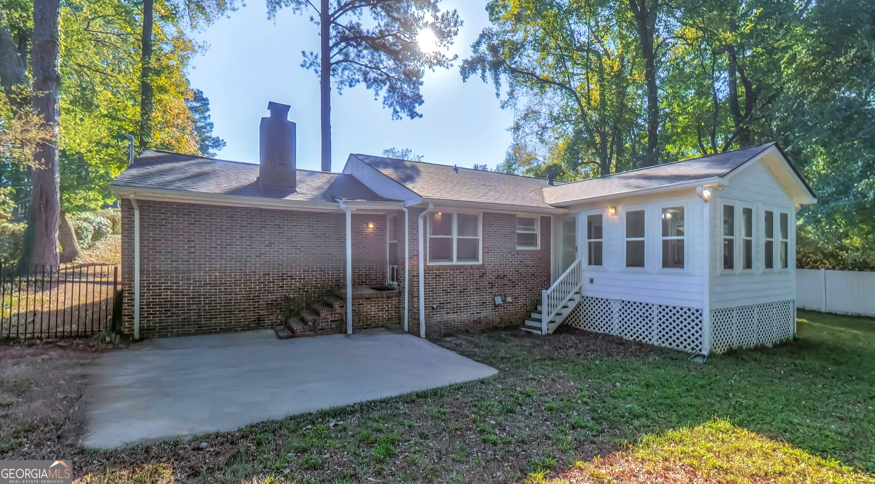 113 Amy LN